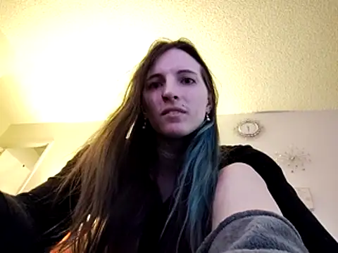 SmokeShow686 online show from April 11, 12:53 pm