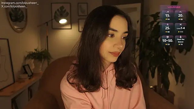 JulietteDee online show from January 12, 10:15 pm