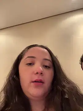 brazillliangirl online show from May 2, 2:15 am