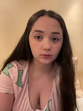 brazillliangirl online show from July 22, 2:45 am