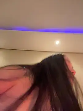 brazillliangirl online show from June 22, 3:25 am