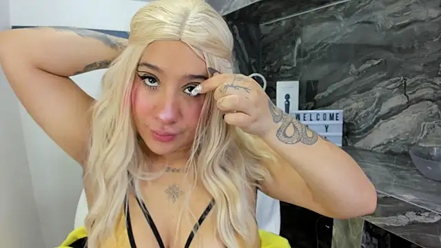 miss danika online show from October 21, 11:03 am