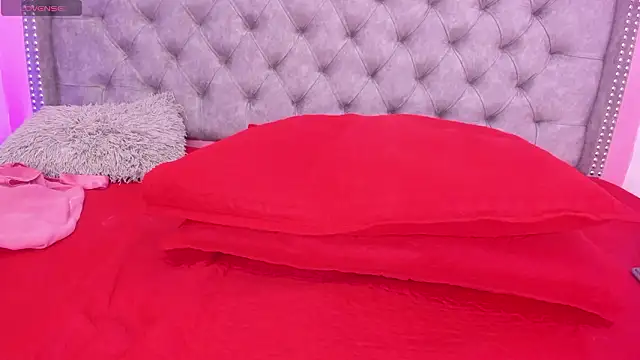 Sofia Girl  online show from March 7, 8:10 am