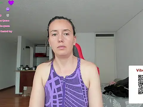 zoe jeane beker online show from May 20, 9:12 pm