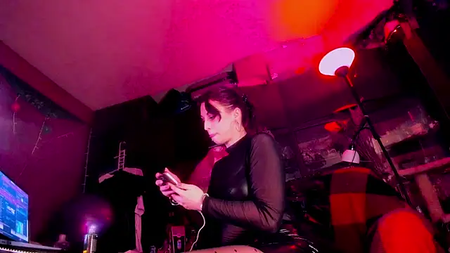 astarrot online show from April 10, 6:36 pm