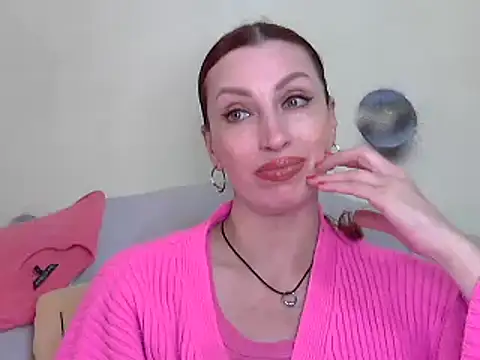 Jillian Pattie online show from March 29, 3:44 pm