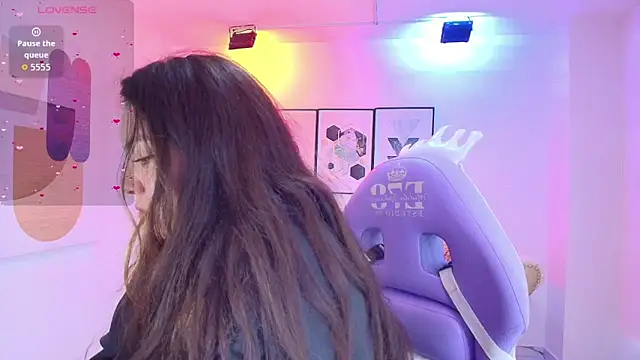 Isa reel online show from November 13, 7:46 pm