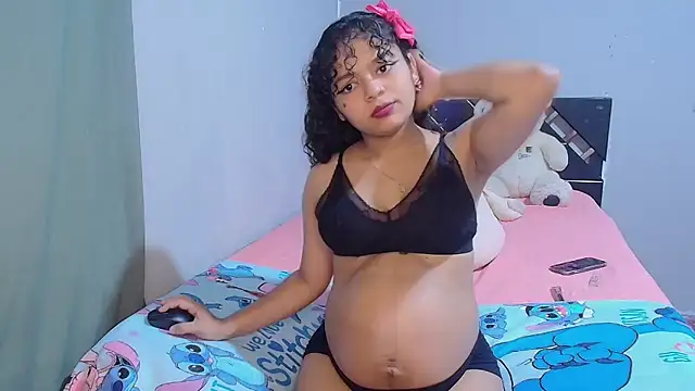 Snapshot of Winnifer_Gonzal chatting on September 12, 3:51 am Winnifer Gonzal online show from September 12, 3:51 am