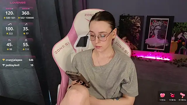 Sweet frosti online show from April 14, 4:23 am