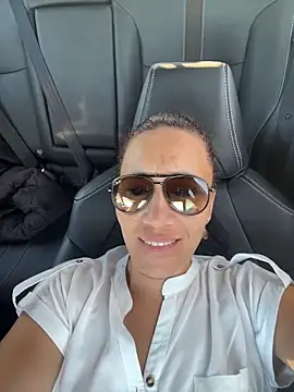 Neecy Carter online show from March 5, 4:25 pm