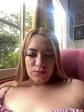 eva  xox online show from October 17, 8:01 pm