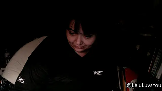 Snapshot of LeluLuvsYou chatting on October 22, 5:12 am LeluLuvsYou online show from October 22, 5:12 am