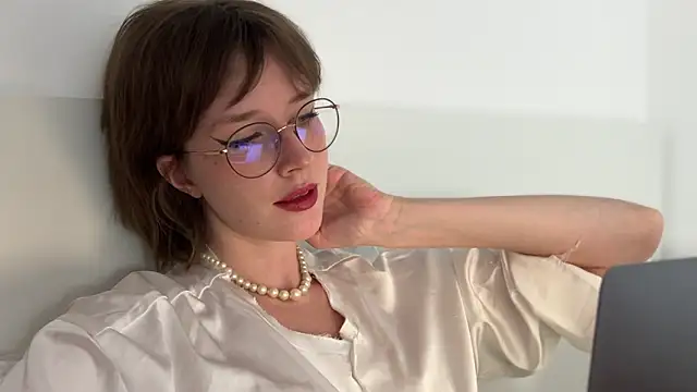 ms christiana online show from July 24, 3:32 pm