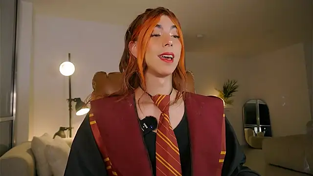 Ms Sammy online show from October 26, 11:22 pm