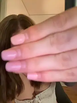 MaribelRiver online show from October 25, 11:44 pm