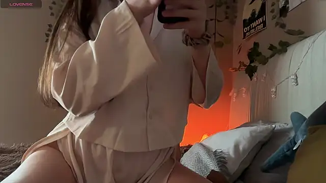 Anisawithlove online show from February 25, 8:57 am