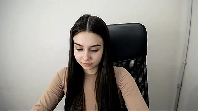 Snapshot of Lili_magic chatting on October 25, 10:45 am Lili magic online show from October 25, 10:45 am