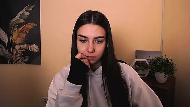 Snapshot of Lili_magic chatting on October 3, 7:24 am Lili magic online show from October 3, 7:24 am