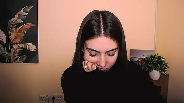 Snapshot of Lili_magic chatting on September 21, 1:10 pm Lili magic online show from September 21, 1:10 pm