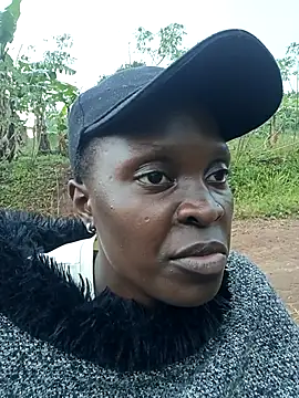 pretty amaal online show from October 5, 2:33 pm