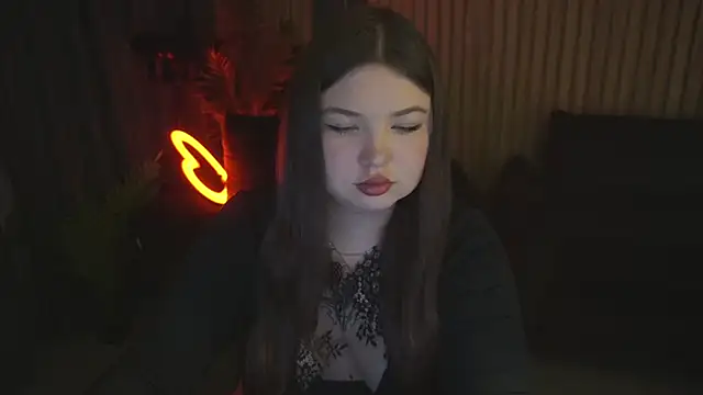 RosieMoons online show from February 17, 8:41 pm