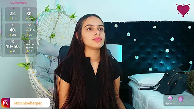 ChloeHarper  online show from September 15, 1:41 pm