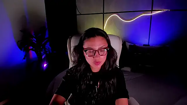 Gia Mazzon online show from February 4, 6:22 pm