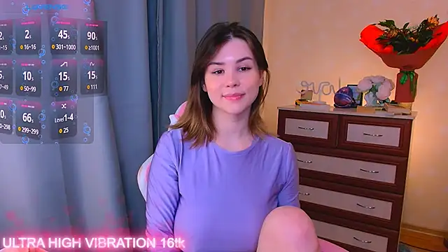 cutie mili online show from October 3, 8:19 am