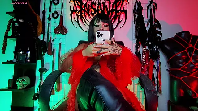 irregular fetish  online show from November 27, 2:14 am