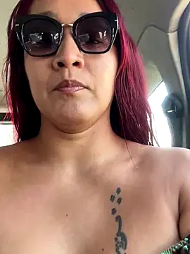 LISA BULLOCK  online show from December 14, 8:47 pm