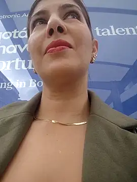 scarlett moore online show from April 11, 3:37 pm