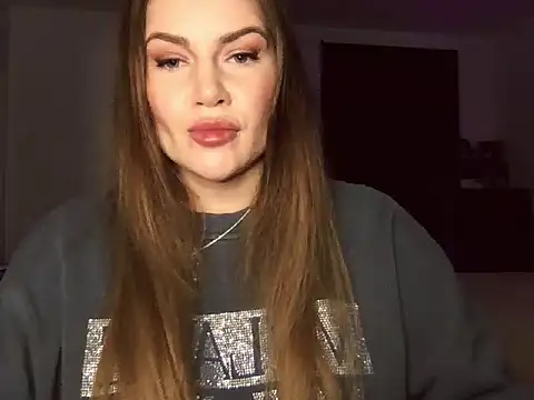 ArianaNextDoor online show from May 14, 4:51 am