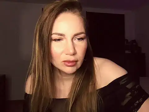 ArianaNextDoor online show from May 4, 11:29 pm