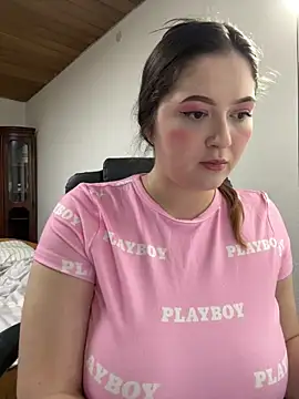 Kamilla Loop online show from March 11, 11:07 pm