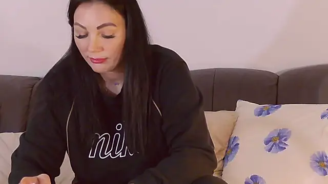 ReiyaRey online show from November 6, 10:59 pm