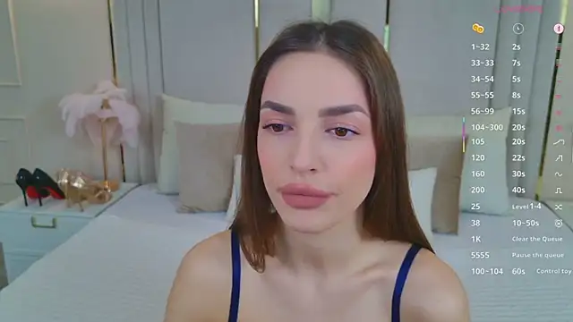 BellaHalles online show from February 28, 5:51 am