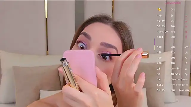 BellaHalles online show from March 28, 5:40 am