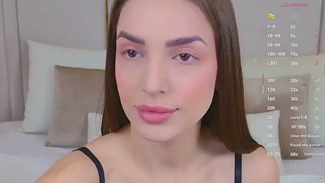 BellaHalles online show from March 4, 5:36 am