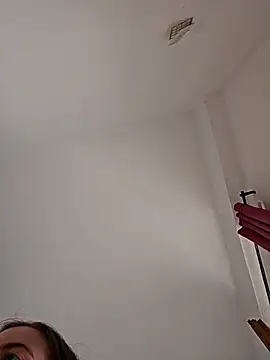 licoricepizza online show from September 8, 3:11 pm