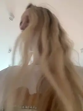 Adelina0001 online show from March 14, 5:52 am