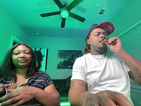 4EVAGLACIERS online show from March 4, 6:20 am