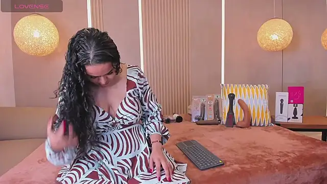 sabrina shark  online show from March 23, 2:51 am