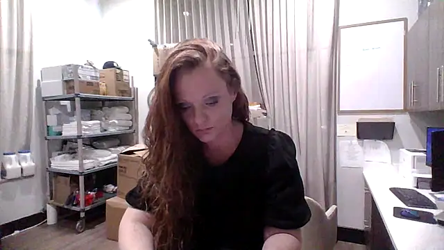 sexiginger22 online show from February 10, 10:29 am