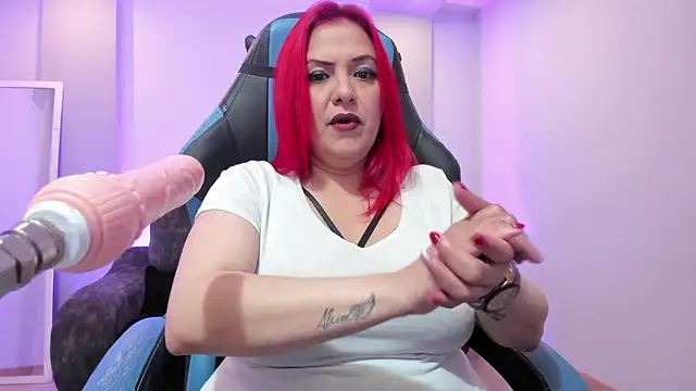 Sammy owens  online show from February 9, 12:29 pm