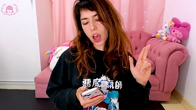 AuroraKatsy online show from October 22, 10:59 pm