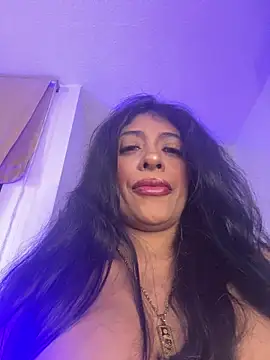 canela 10 online show from October 31, 5:20 am