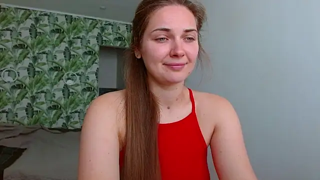 Snapshot of Olivia_shine chatting on September 19, 5:28 am Olivia shine online show from September 19, 5:28 am