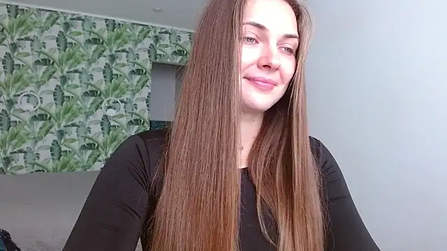 Snapshot of Olivia_shine chatting on October 18, 6:27 am Olivia shine online show from October 18, 6:27 am