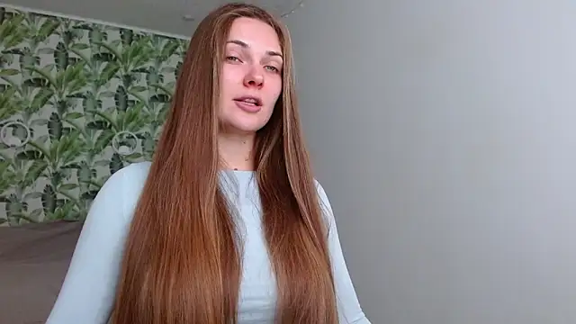 Snapshot of Olivia_shine chatting on October 1, 5:12 am Olivia shine online show from October 1, 5:12 am