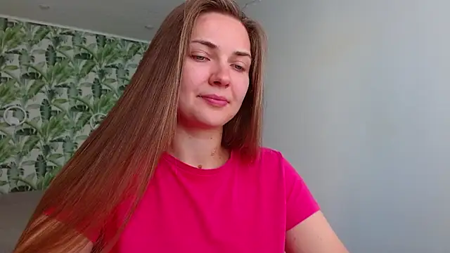 Snapshot of Olivia_shine chatting on September 9, 4:23 am Olivia shine online show from September 9, 4:23 am